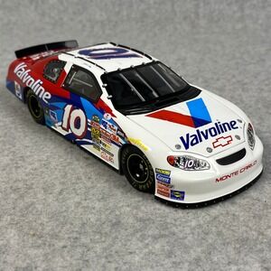 Scott Riggs #10‎ Valvoline 2004 Chevy 1:24 Team Caliber Owners Series Diecast
